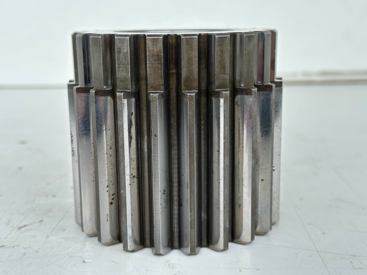 Liebherr Sonnenrad ID-Nr.90016258. FAT400P112,FAT400P130,FAT400P139,LOS1936,LOS926,R926,R928,R930,R934,R936,R938,R940,R944,R946,R950T. #90016258.28.09# - Бортовой редуктор для Экскаваторов: фото 2 Liebherr Sonnenrad ID-Nr.90016258. FAT400P112,FAT400P130,FAT400P139,LOS1936,LOS926,R926,R928,R930,R934,R936,R938,R940,R944,R946,R950T. #90016258.28.09# - Бортовой редуктор для Экскаваторов: фото 2