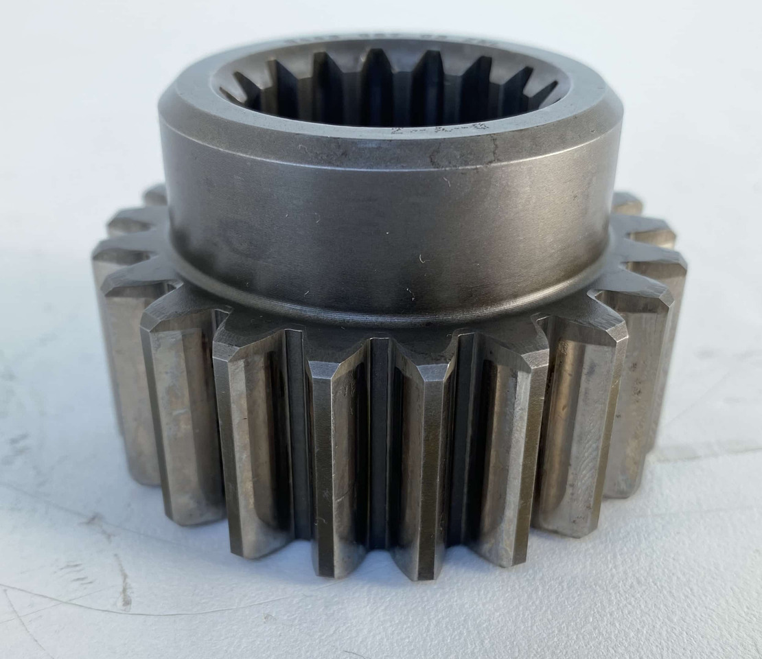 Liebherr Sonnenrad ID-Nr.9443067 - ID-Nr.944306703. SAT275/222, SAT275/232 - SAT275/255. A932, A934, E932, P932, P934, R932, R934B, R934 C, R944 C T, R944 C TUN. #ZWL# - Поворотный редуктор для Строительной техники: фото 1 Liebherr Sonnenrad ID-Nr.9443067 - ID-Nr.944306703. SAT275/222, SAT275/232 - SAT275/255. A932, A934, E932, P932, P934, R932, R934B, R934 C, R944 C T, R944 C TUN. #ZWL# - Поворотный редуктор для Строительной техники: фото 1