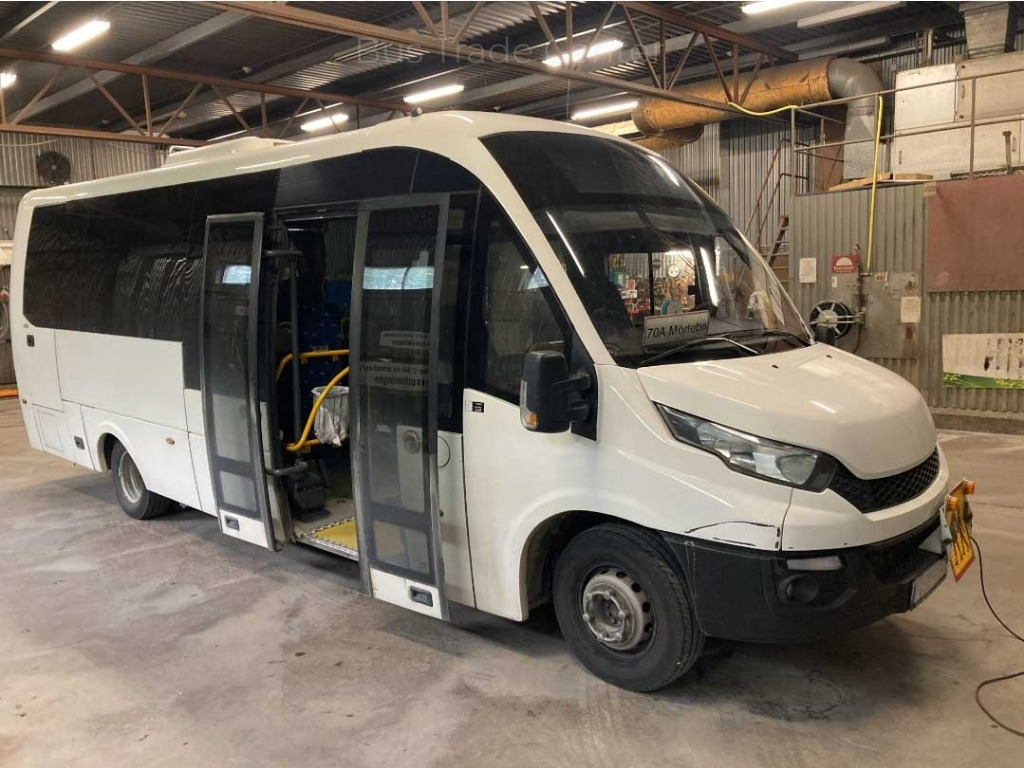 IVECO Rosero FIRST - Микроавтобус, Пассажирский фургон: фото 1 IVECO Rosero FIRST - Микроавтобус, Пассажирский фургон: фото 1