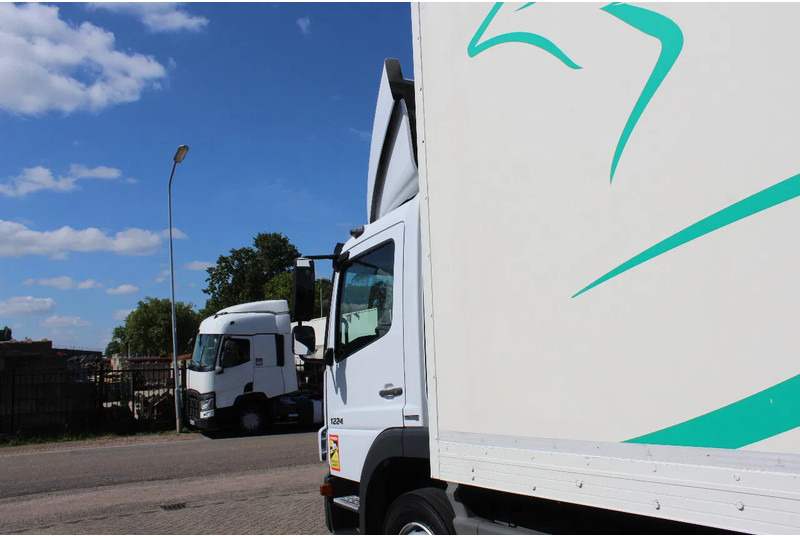 Грузовик с закрытым кузовом Mercedes-Benz Atego 1224 * EURO5 * MANUAL * 1 BED *: фото 19