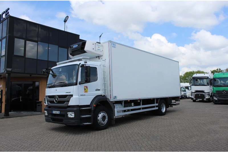 Mercedes-Benz Axor 1824 * EURO5 * 4X2 * CARRIER SUPRA 850 * MANUAL * only 100tkm!!! * - Рефрижератор: фото 1 Mercedes-Benz Axor 1824 * EURO5 * 4X2 * CARRIER SUPRA 850 * MANUAL * only 100tkm!!! * - Рефрижератор: фото 1