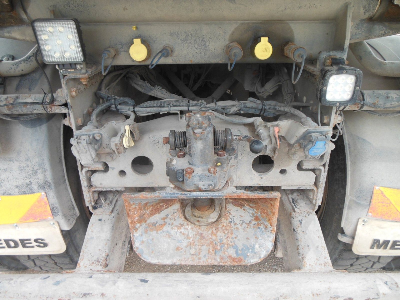 Самосвал Mercedes-Benz ACTROS 4144, 8X6, 3 PEDALE, MEILLER, BODRMATIC: фото 7 Самосвал Mercedes-Benz ACTROS 4144, 8X6, 3 PEDALE, MEILLER, BODRMATIC: фото 7