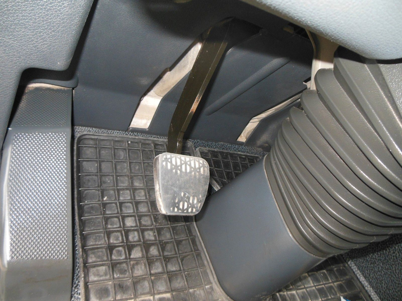 Самосвал Mercedes-Benz ACTROS 4144, 8X6, 3 PEDALE, MEILLER, BODRMATIC: фото 26 Самосвал Mercedes-Benz ACTROS 4144, 8X6, 3 PEDALE, MEILLER, BODRMATIC: фото 26