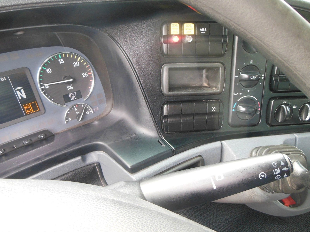 Самосвал Mercedes-Benz ACTROS 4144, 8X6, 3 PEDALE, MEILLER, BODRMATIC: фото 23 Самосвал Mercedes-Benz ACTROS 4144, 8X6, 3 PEDALE, MEILLER, BODRMATIC: фото 23