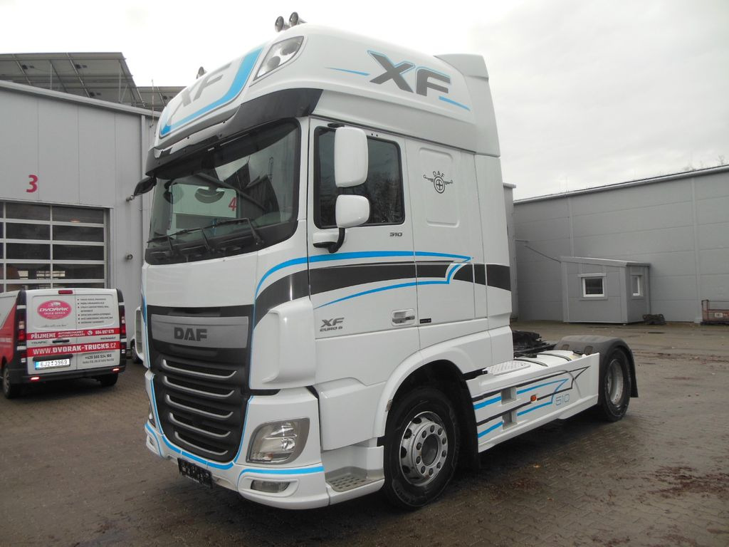 DAF XF 106.510 SSC, MANUELL, RETARDER, TOP STAND!!! - Тягач: фото 1 DAF XF 106.510 SSC, MANUELL, RETARDER, TOP STAND!!! - Тягач: фото 1