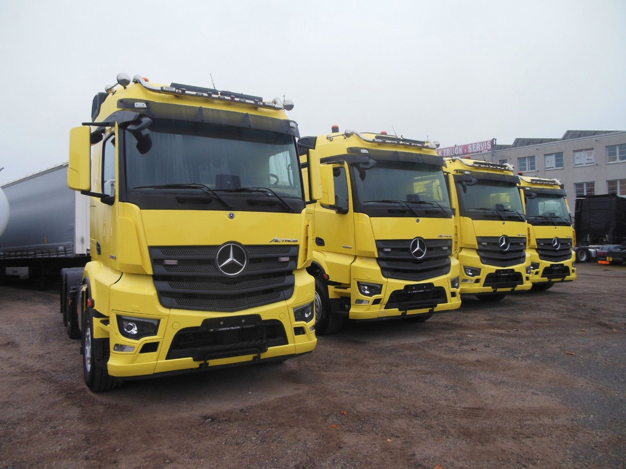 Mercedes-Benz 3353 ACTROS, 6X4, TRK, SET 120 TON, WIE NEUE!E!! - Тягач: фото 3 Mercedes-Benz 3353 ACTROS, 6X4, TRK, SET 120 TON, WIE NEUE!E!! - Тягач: фото 3