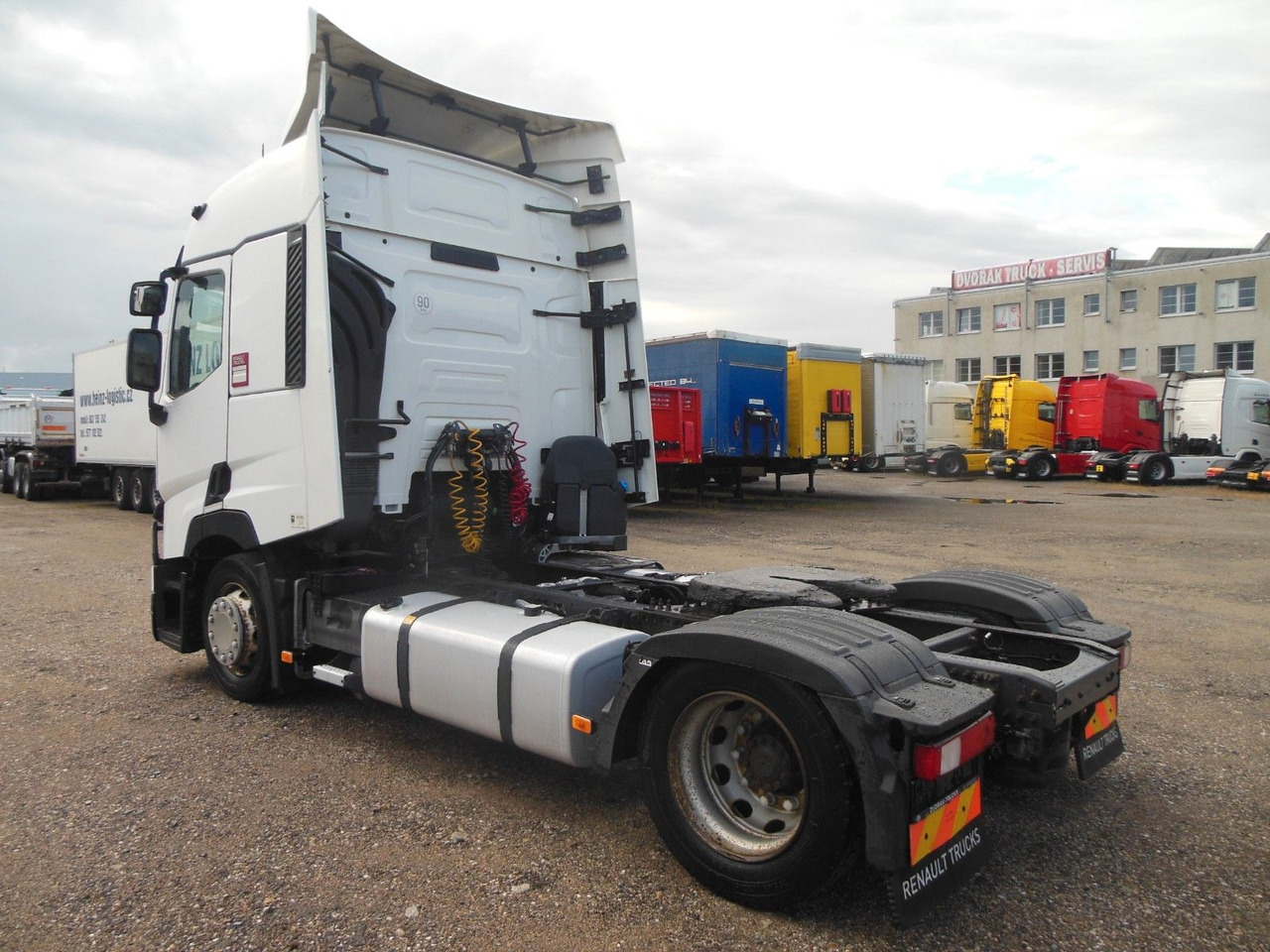 Renault T 480, LOWDECK, NEUE TACHO SMART 2 - Тягач: фото 4 Renault T 480, LOWDECK, NEUE TACHO SMART 2 - Тягач: фото 4