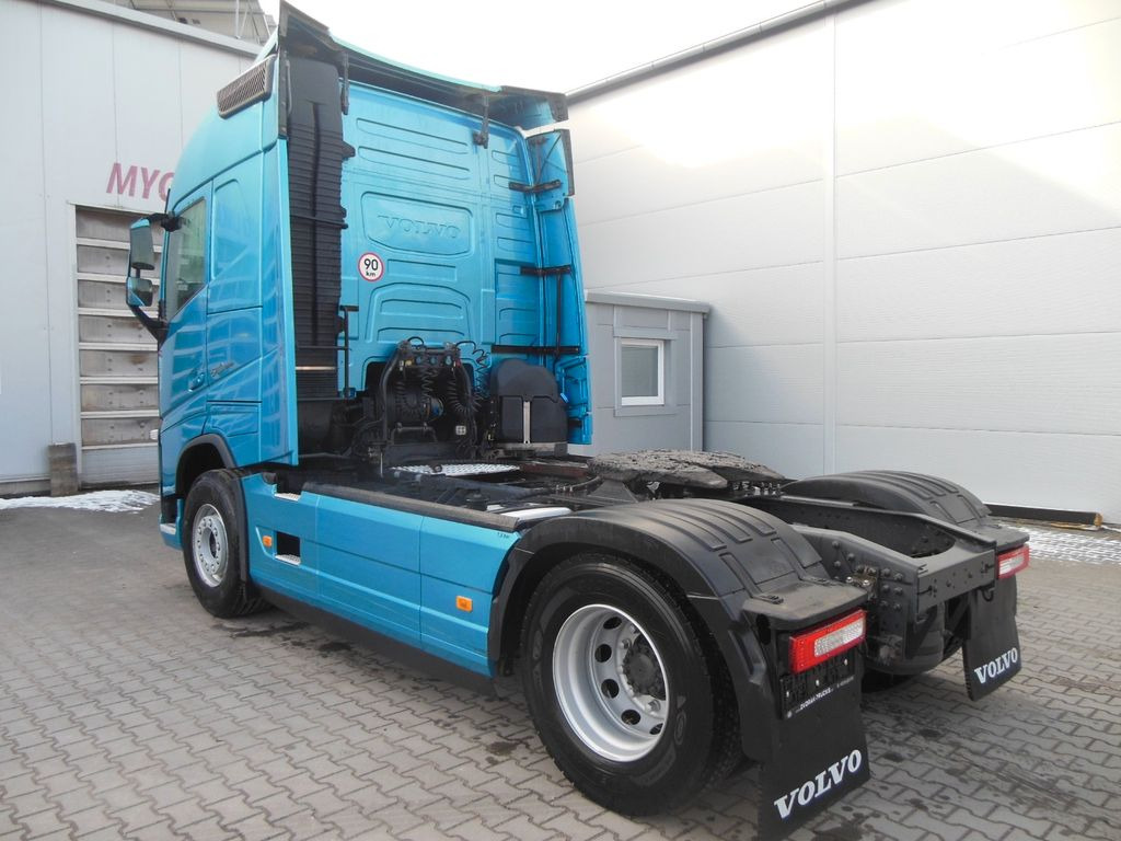 Volvo FH 13/540, KIPPHYDRAULIK, 3 STÜCKS!!! - Тягач: фото 4 Volvo FH 13/540, KIPPHYDRAULIK, 3 STÜCKS!!! - Тягач: фото 4