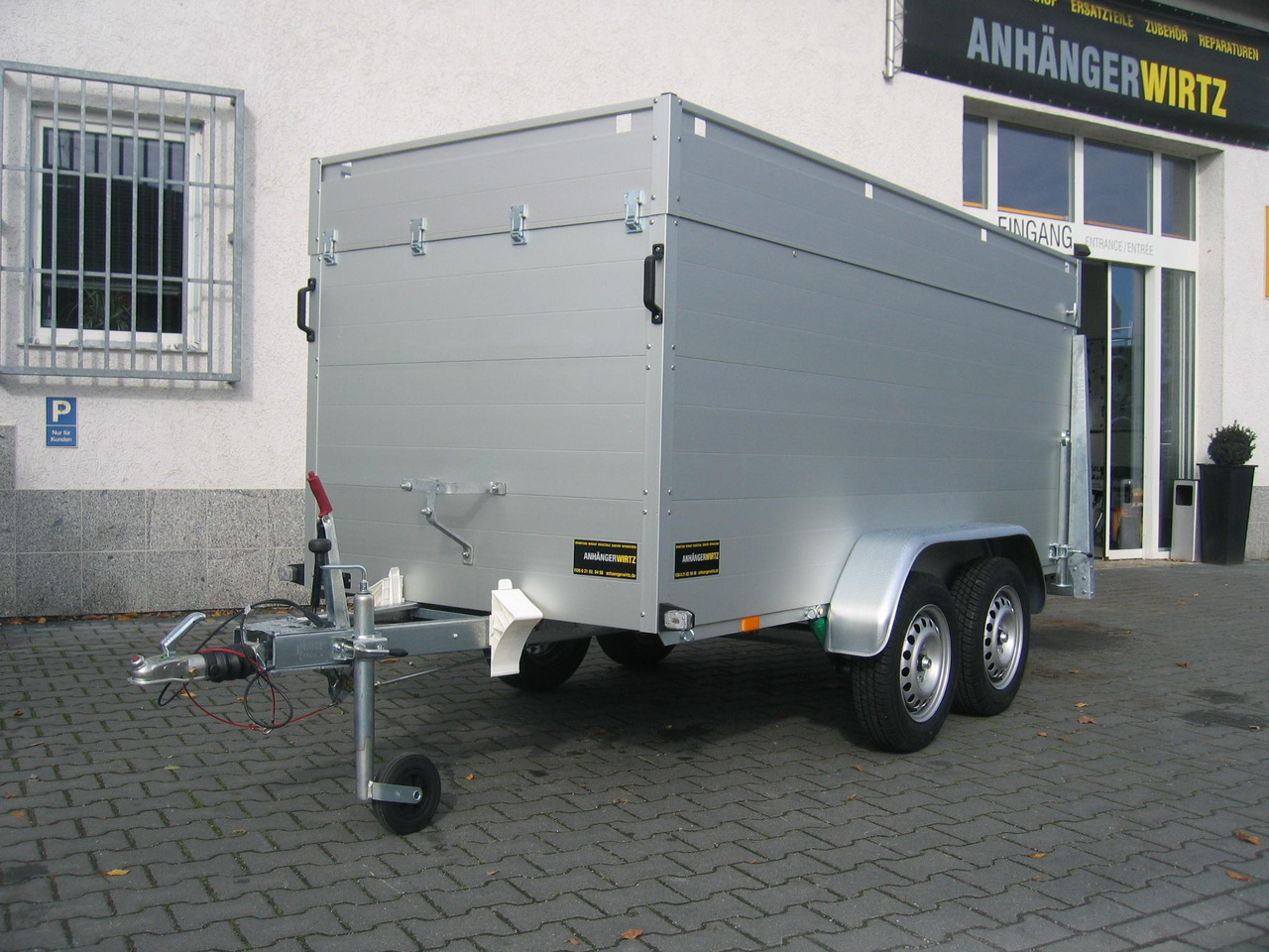 ALUBOXX Deckelanhänger GTT 1500 VT2 301x126x118cm Heckrampe (M) 1500kg order Aktion - Прицеп-фургон: фото 2 ALUBOXX Deckelanhänger GTT 1500 VT2 301x126x118cm Heckrampe (M) 1500kg order Aktion - Прицеп-фургон: фото 2