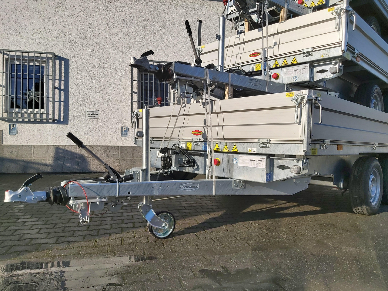 Böckmann Kipper DK AL 4121/35 Profi Elektrisch + NHP (XL) 3500kg Modell 2022 - Самосвальный прицеп: фото 2 Böckmann Kipper DK AL 4121/35 Profi Elektrisch + NHP (XL) 3500kg Modell 2022 - Самосвальный прицеп: фото 2