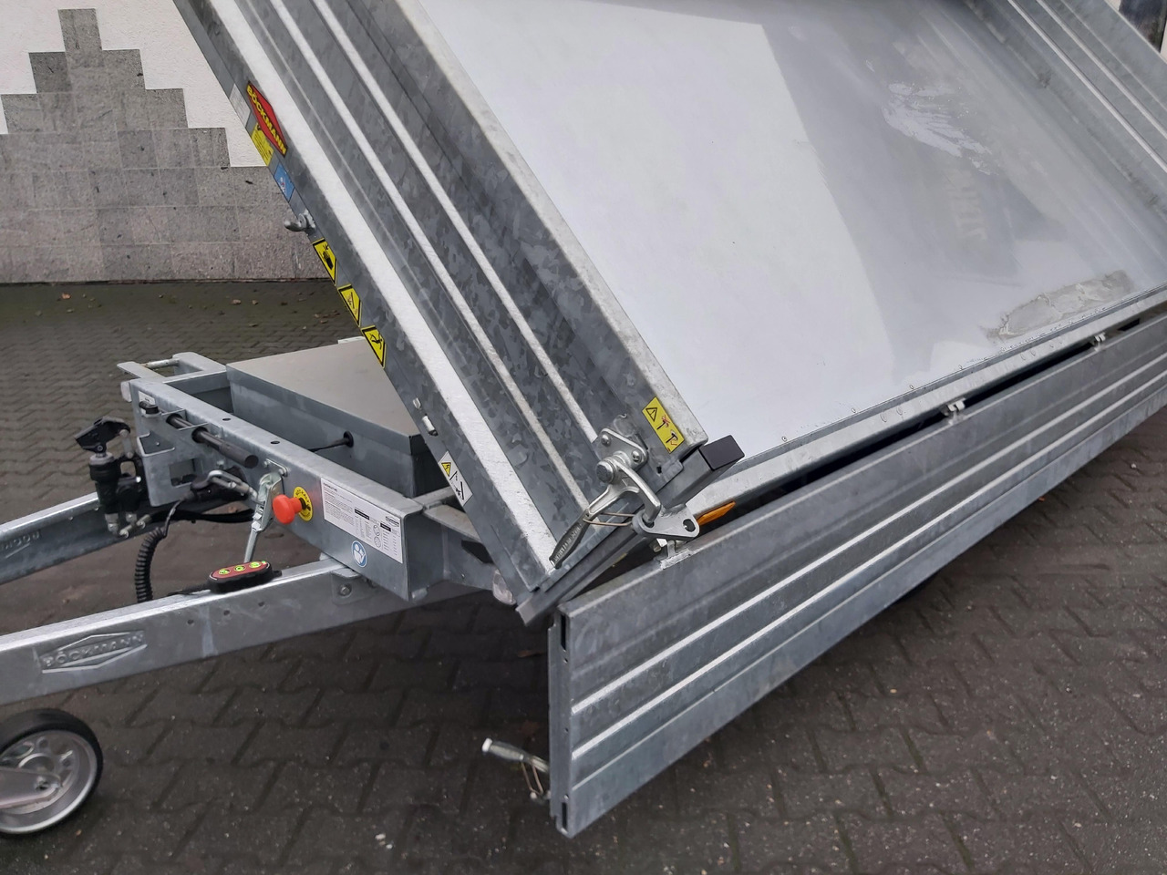 Самосвальный прицеп Böckmann Kipper DK ST 3718/35 Profi 374x180x40cm Stahlwände Elektro + NHP LFH 13" 3500kg: фото 7