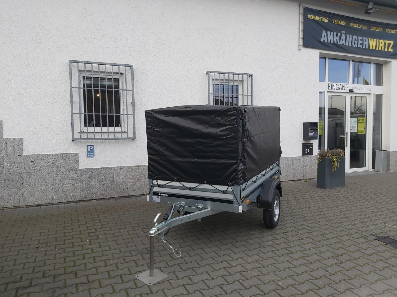 Brenderup 1205 S UB 750 Klappdeichsel Anhänger Hochplane 117cm blackline 750kg - Прицеп для легкового автомобиля: фото 5 Brenderup 1205 S UB 750 Klappdeichsel Anhänger Hochplane 117cm blackline 750kg - Прицеп для легкового автомобиля: фото 5
