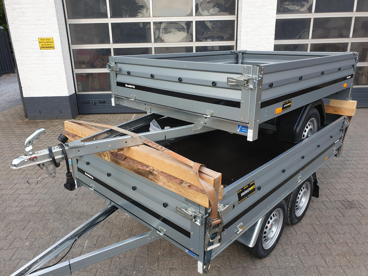 Brenderup 3205 SUB 750 204x142x35cm (XS) 750kg TOPSELLER - Прицеп бортовой/ Платформа: фото 1 Brenderup 3205 SUB 750 204x142x35cm (XS) 750kg TOPSELLER - Прицеп бортовой/ Платформа: фото 1