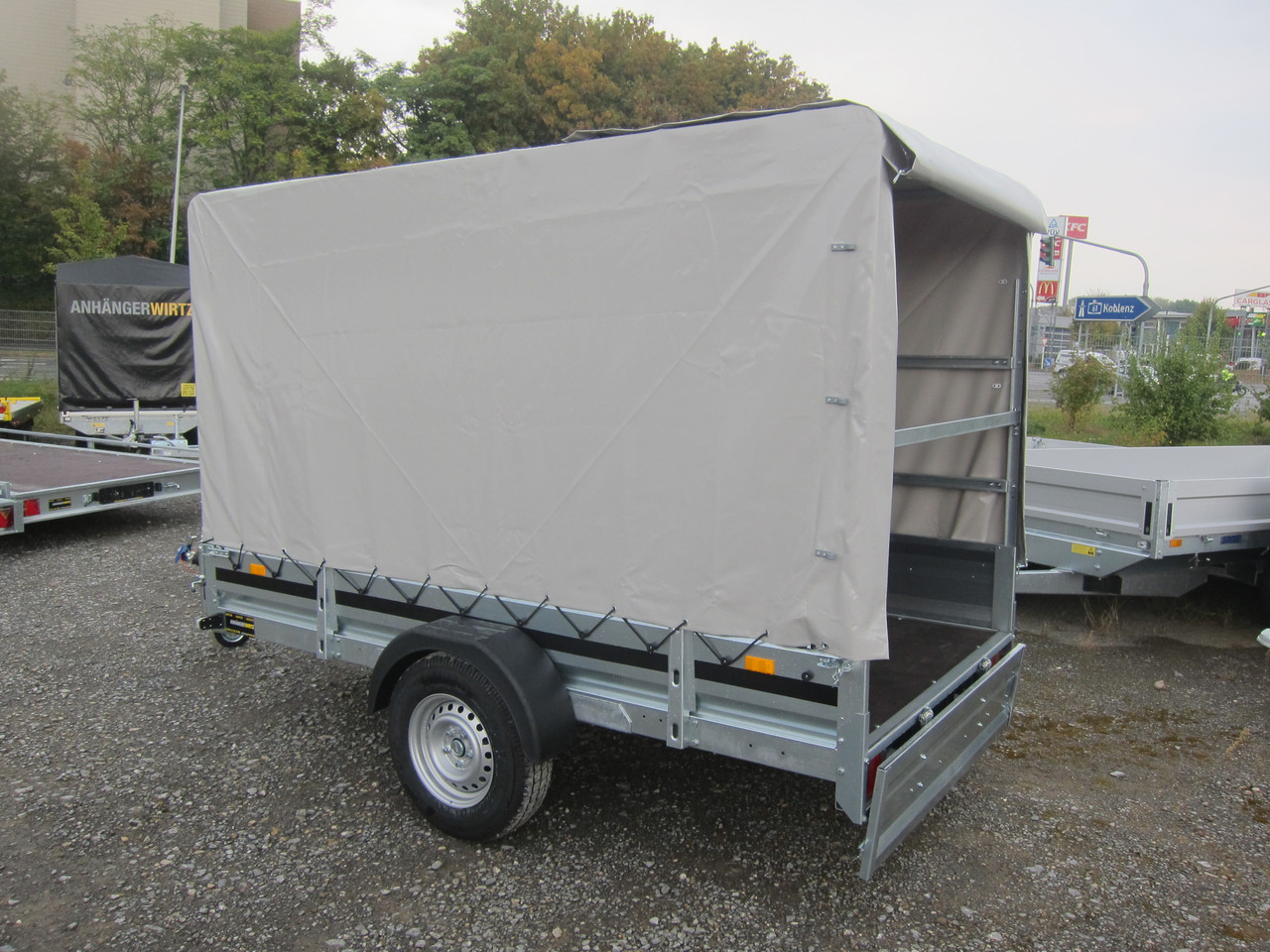 MARTZ PKW Anhänger Premium+ Trailstar 295x150x35cm 170cm Hochplane (M) 1300kg - Другая техника: фото 3 MARTZ PKW Anhänger Premium+ Trailstar 295x150x35cm 170cm Hochplane (M) 1300kg - Другая техника: фото 3