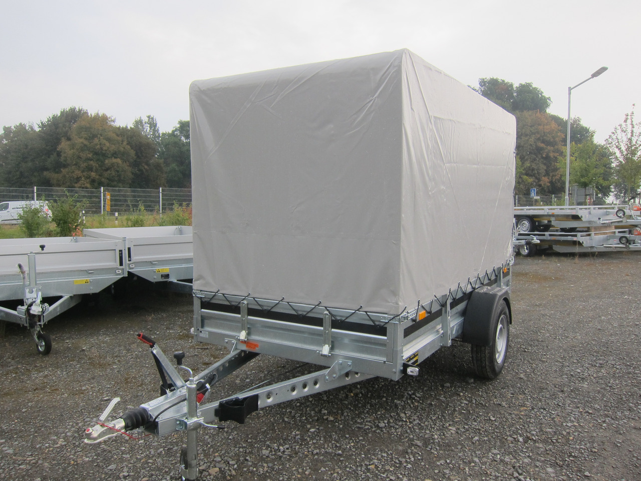 MARTZ PKW Anhänger Premium+ Trailstar 295x150x35cm 170cm Hochplane (M) 1300kg - Другая техника: фото 5 MARTZ PKW Anhänger Premium+ Trailstar 295x150x35cm 170cm Hochplane (M) 1300kg - Другая техника: фото 5