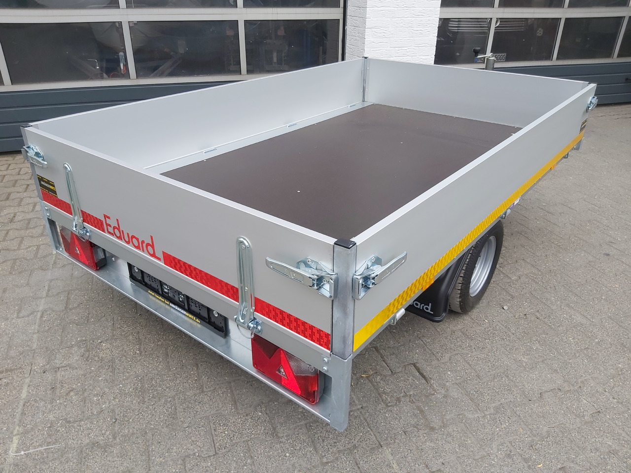 Прицеп для легкового автомобиля Hochlader light 2514 250x145x30cm Lfh 56cm (S) 1500kg online Aktion: фото 10 Прицеп для легкового автомобиля Hochlader light 2514 250x145x30cm Lfh 56cm (S) 1500kg online Aktion: фото 10