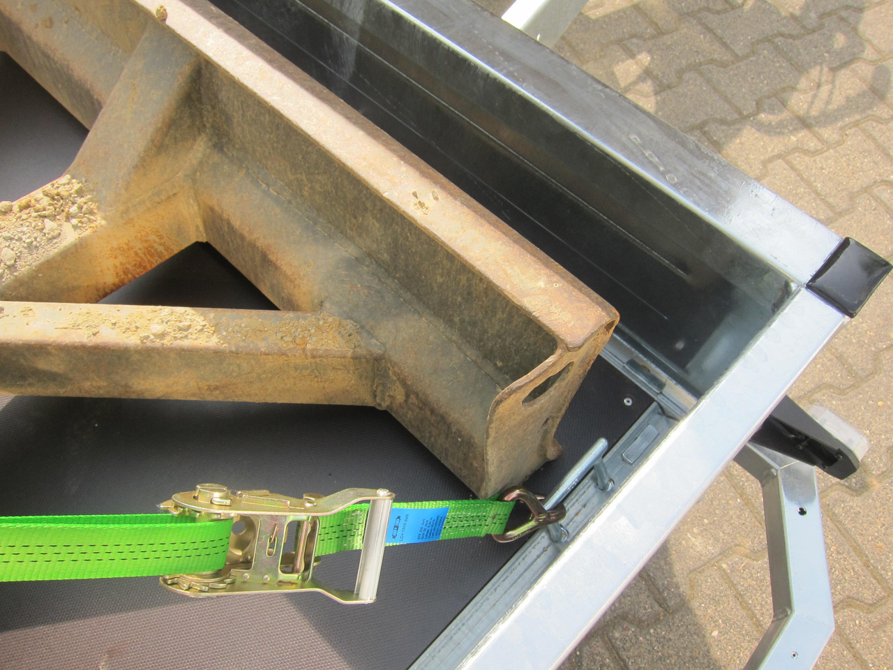 Saris Baggeranhänger Magnum Explorer 3000 V Rampen verschiebbar 3000kg Online Aktion - Прицеп для спецтехники: фото 5 Saris Baggeranhänger Magnum Explorer 3000 V Rampen verschiebbar 3000kg Online Aktion - Прицеп для спецтехники: фото 5