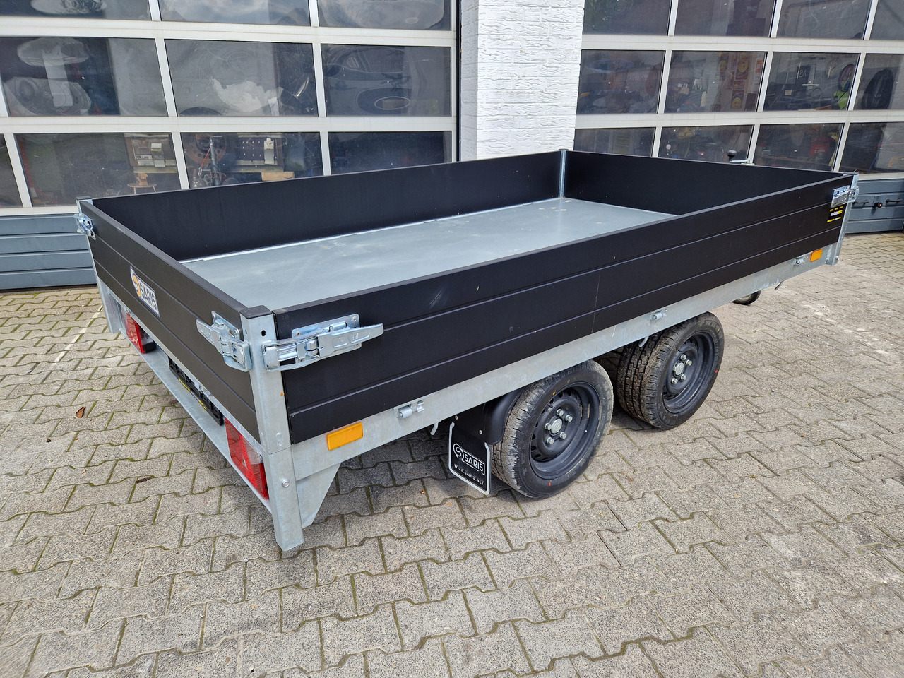 Самосвальный прицеп Saris Kipper K1 276 170 2700 2 E 276x170x30cm Elektro black Edition 13" 2700kg Januar Aktion: фото 6