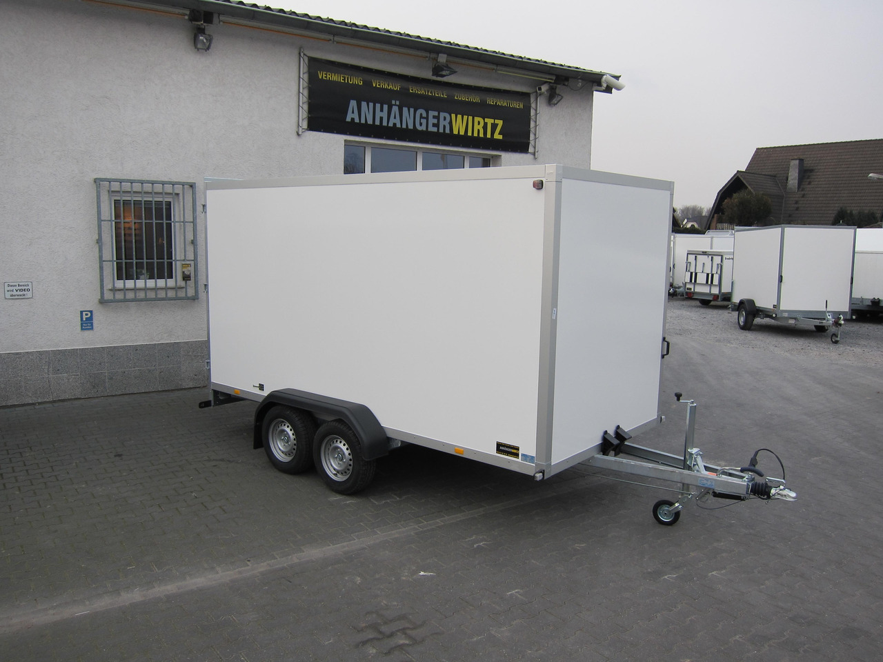 WM Meyer Koffer AZ 3540/185 S35 401x185x205cm (XL) 3500kg Aktion - Прицеп-фургон: фото 3 WM Meyer Koffer AZ 3540/185 S35 401x185x205cm (XL) 3500kg Aktion - Прицеп-фургон: фото 3