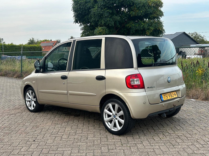 Fiat Multipla 1.9 EURO 4 DIESEL VAN - Легковой фургон: фото 3 Fiat Multipla 1.9 EURO 4 DIESEL VAN - Легковой фургон: фото 3