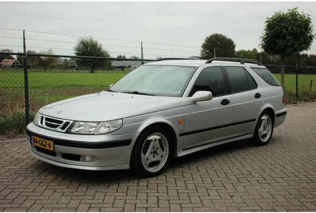 Saab 9-5 Estate 2.3 TURBO S Aero - Легковой автомобиль: фото 1 Saab 9-5 Estate 2.3 TURBO S Aero - Легковой автомобиль: фото 1