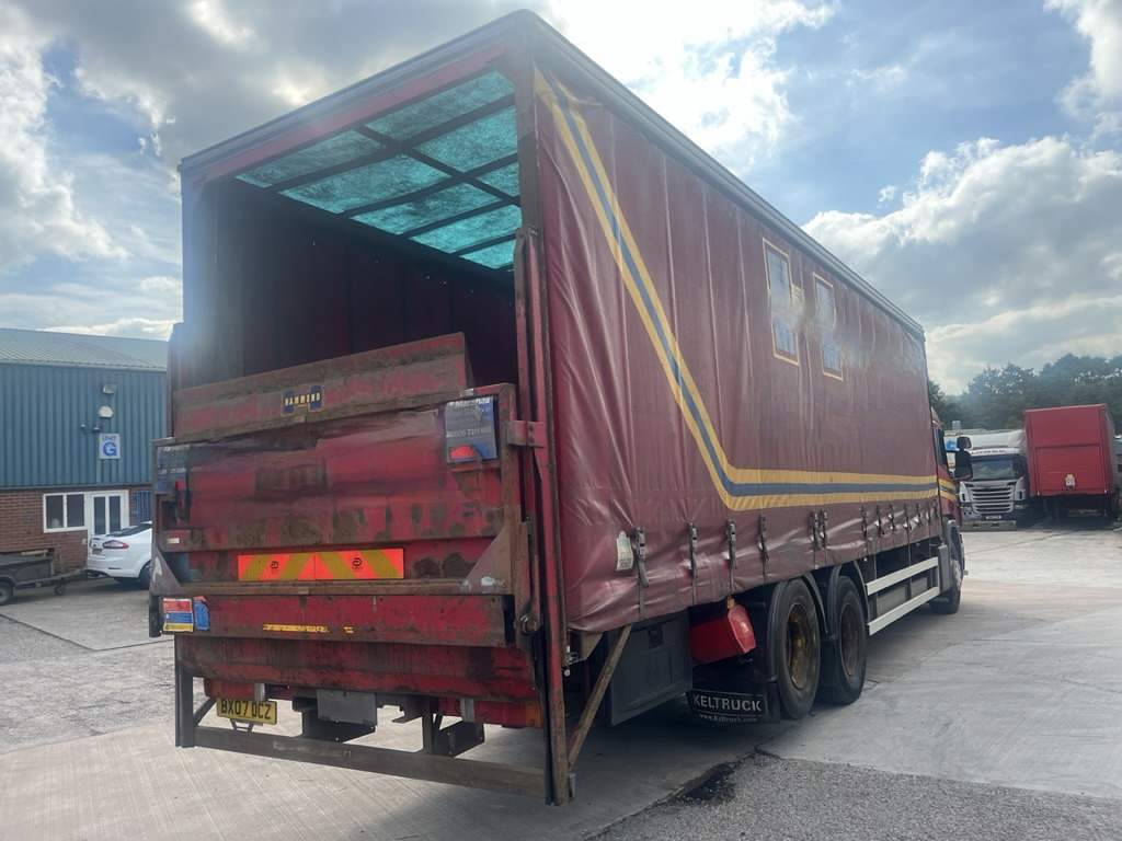 Scania P270 6x2 Curtain side. - Тентованный грузовик: фото 3 Scania P270 6x2 Curtain side. - Тентованный грузовик: фото 3