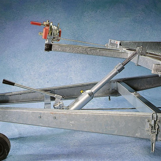 Brenderup Universaltransporter UT4000STB,UT 59, 2,5 to. 399x180x24cm - Прицеп для легкового автомобиля: фото 3 Brenderup Universaltransporter UT4000STB,UT 59, 2,5 to. 399x180x24cm - Прицеп для легкового автомобиля: фото 3