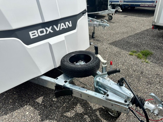 Brian James Box Van 600-3016-27-2-12-W, 3190 x 1580 x 2010 mm, 2,7 to. - Прицеп-фургон: фото 2 Brian James Box Van 600-3016-27-2-12-W, 3190 x 1580 x 2010 mm, 2,7 to. - Прицеп-фургон: фото 2