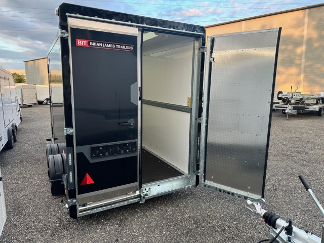 Brian James Box Van 600-3516-27-2-12-B, 3690 x 1580 mm, 2,7 to. - Прицеп-фургон: фото 5 Brian James Box Van 600-3516-27-2-12-B, 3690 x 1580 mm, 2,7 to. - Прицеп-фургон: фото 5