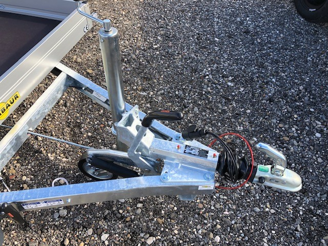 Humbaur Absenkanhänger HKT 132515 S, 2500 x 1565 x 150 mm, 1,35 to. - Прицеп для легкового автомобиля: фото 3 Humbaur Absenkanhänger HKT 132515 S, 2500 x 1565 x 150 mm, 1,35 to. - Прицеп для легкового автомобиля: фото 3