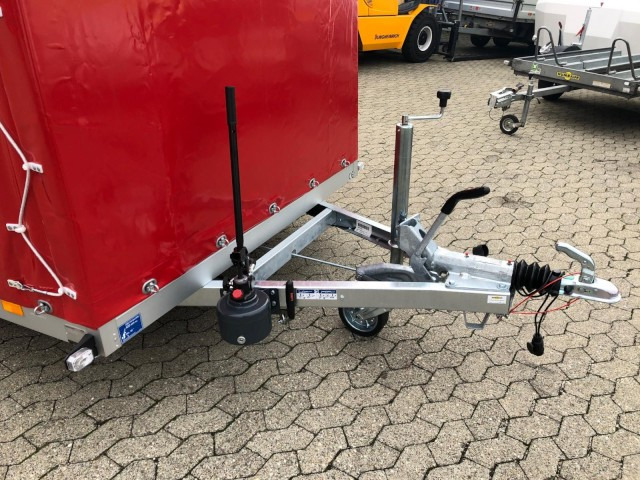 Humbaur Absenkanhänger HKT 153117 S, 3100 x 1765 x 150 mm, 1,5 to. - Прицеп для легкового автомобиля: фото 2 Humbaur Absenkanhänger HKT 153117 S, 3100 x 1765 x 150 mm, 1,5 to. - Прицеп для легкового автомобиля: фото 2