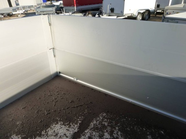 Humbaur HA 132513 mit Bordwandaufsatz, 1300 kg, 2510 x 1310 x 350mm - Прицеп для легкового автомобиля: фото 3 Humbaur HA 132513 mit Bordwandaufsatz, 1300 kg, 2510 x 1310 x 350mm - Прицеп для легкового автомобиля: фото 3