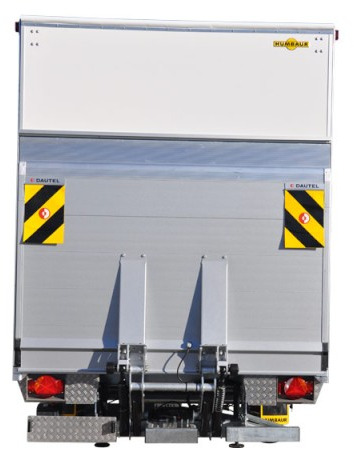 Humbaur Hebebühnenanhänger HK 35 45 22 V-Deichsel, 3,5 to. 4180 x 2135 x 2085 mm - Прицеп-фургон: фото 4 Humbaur Hebebühnenanhänger HK 35 45 22 V-Deichsel, 3,5 to. 4180 x 2135 x 2085 mm - Прицеп-фургон: фото 4