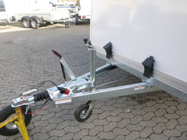 Humbaur Koffer HK 254218-20 PF30, 2,5 to. 4185x1730x1885mm - Прицеп-фургон: фото 2 Humbaur Koffer HK 254218-20 PF30, 2,5 to. 4185x1730x1885mm - Прицеп-фургон: фото 2