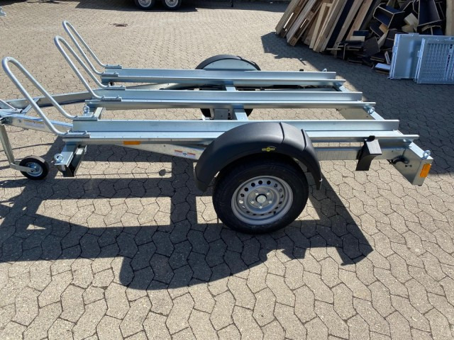 Humbaur Motorradanhänger HM 102113, HM 10 21 13, 1,0 t. 2095 x 1365 x 70 mm - Прицеп для мотоцикла: фото 4 Humbaur Motorradanhänger HM 102113, HM 10 21 13, 1,0 t. 2095 x 1365 x 70 mm - Прицеп для мотоцикла: фото 4