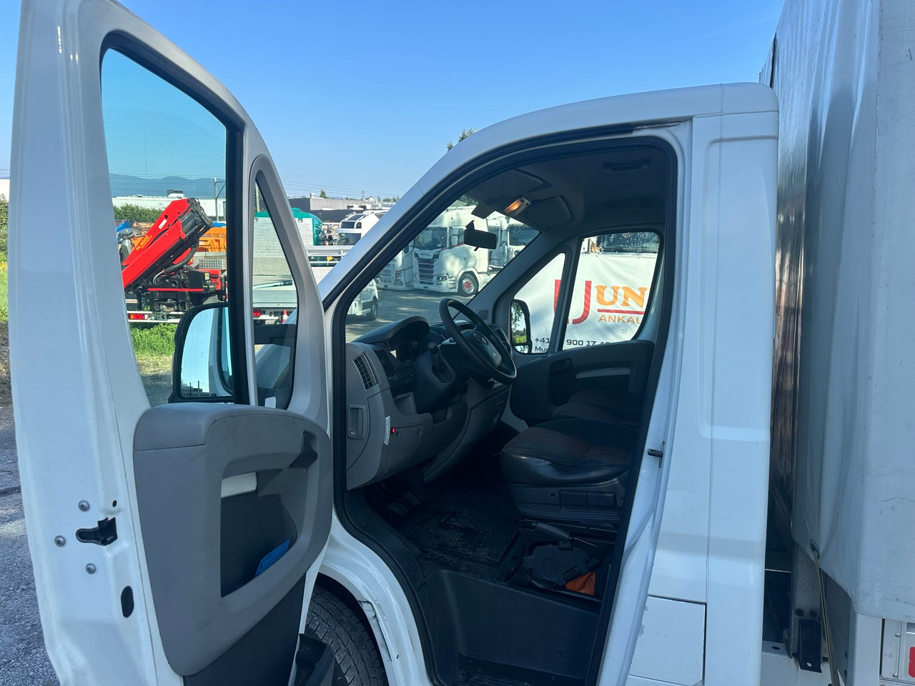 FIAT Ducato 17q 2.3 JTD Hebebühne - Тентованный фургон: фото 3 FIAT Ducato 17q 2.3 JTD Hebebühne - Тентованный фургон: фото 3