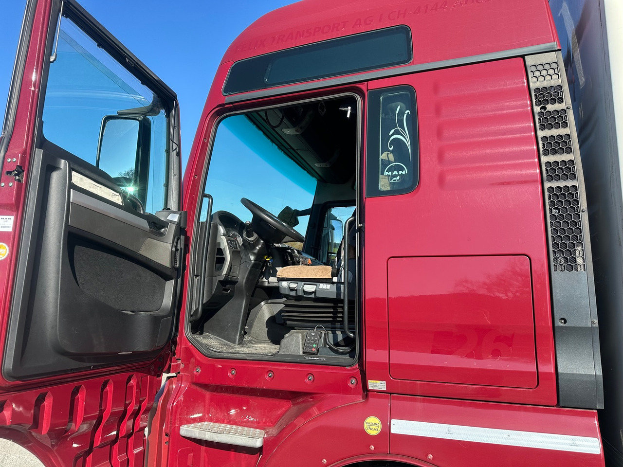MAN TGX 18.440 4x2 Fahrschule - Грузовик с закрытым кузовом: фото 4 MAN TGX 18.440 4x2 Fahrschule - Грузовик с закрытым кузовом: фото 4