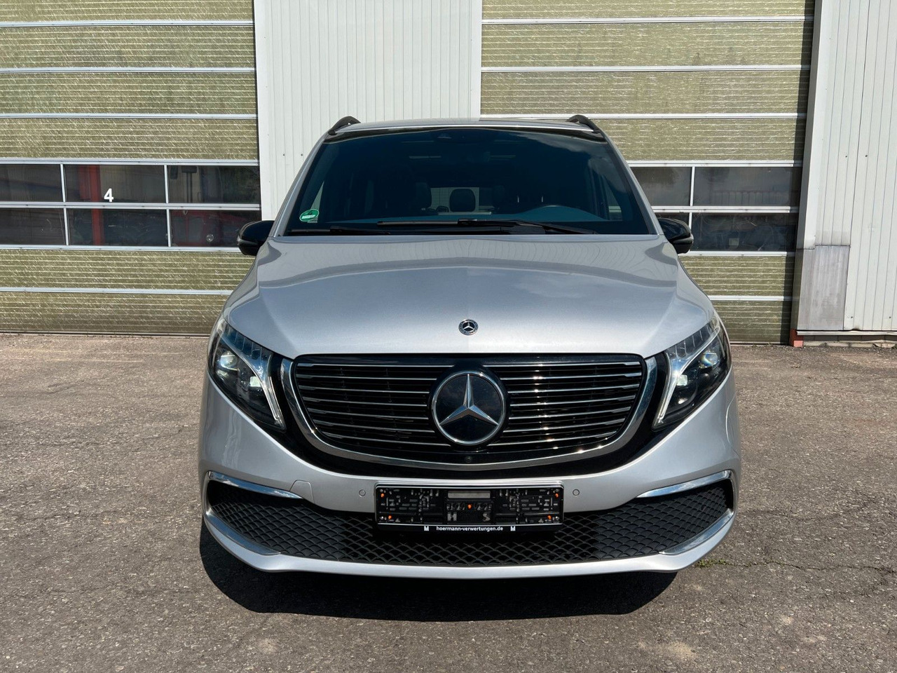 Mercedes-Benz EQV 300 lang - Пассажирский фургон, Электрический фургон: фото 3 Mercedes-Benz EQV 300 lang - Пассажирский фургон, Электрический фургон: фото 3