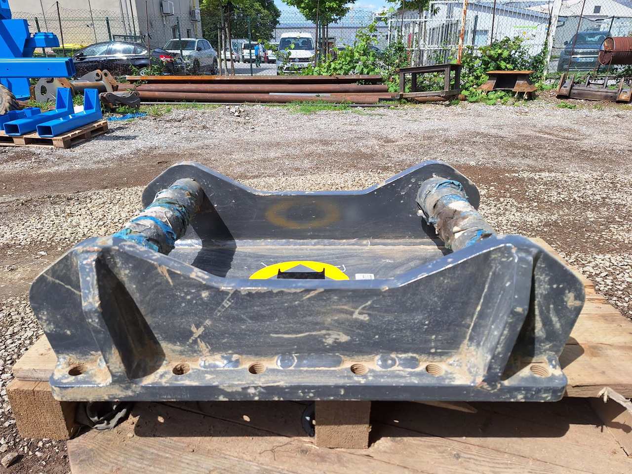 Сцепное устройство для Строительной техники Breaker BAT140 attachment plate S60: фото 7 Сцепное устройство для Строительной техники Breaker BAT140 attachment plate S60: фото 7