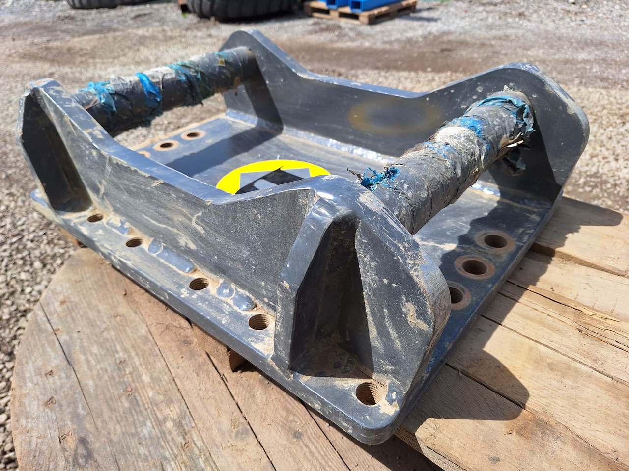 Сцепное устройство для Строительной техники Breaker BAT140 attachment plate S60: фото 8 Сцепное устройство для Строительной техники Breaker BAT140 attachment plate S60: фото 8