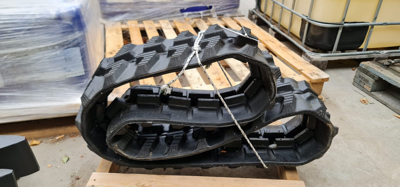 ITR 230x96x32 - Гусеница для Строительной техники: фото 1 ITR 230x96x32 - Гусеница для Строительной техники: фото 1