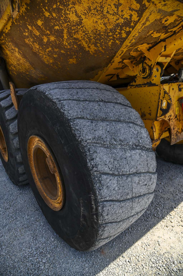 Сочленённый самосвал VOLVO A40F: фото 40