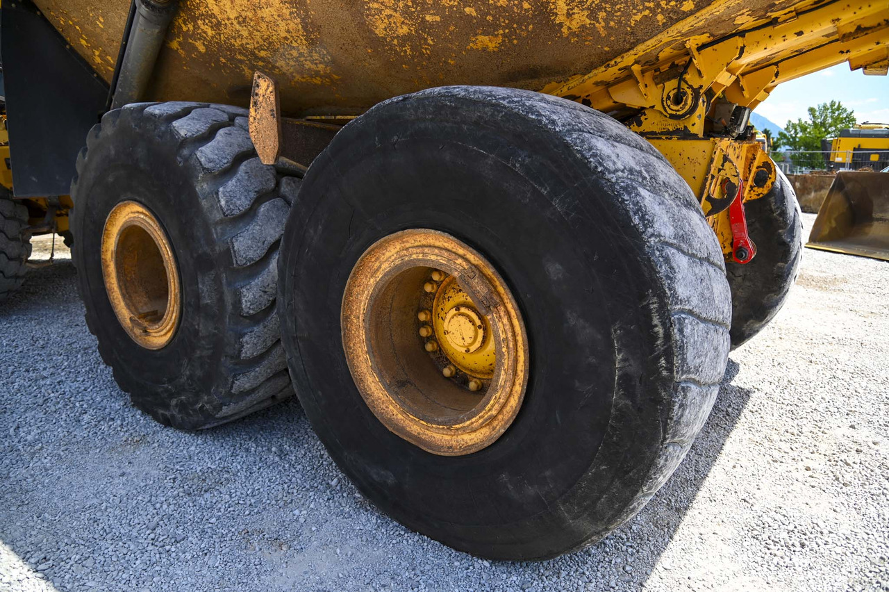 Сочленённый самосвал VOLVO A40F: фото 33