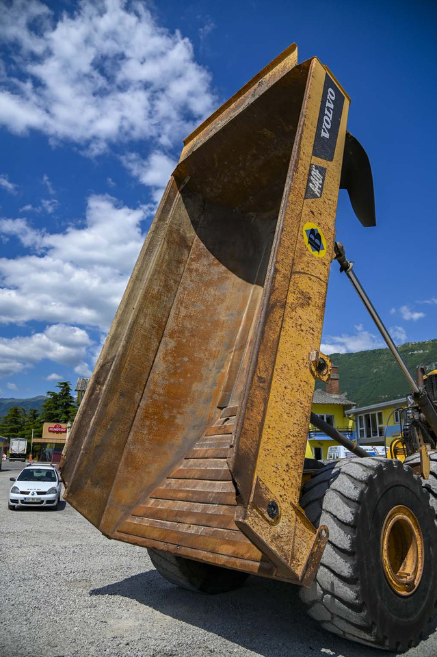 Сочленённый самосвал VOLVO A40F: фото 23
