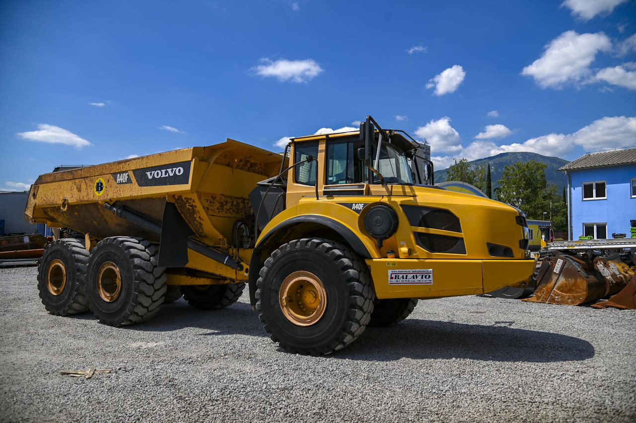 Сочленённый самосвал VOLVO A40F: фото 9
