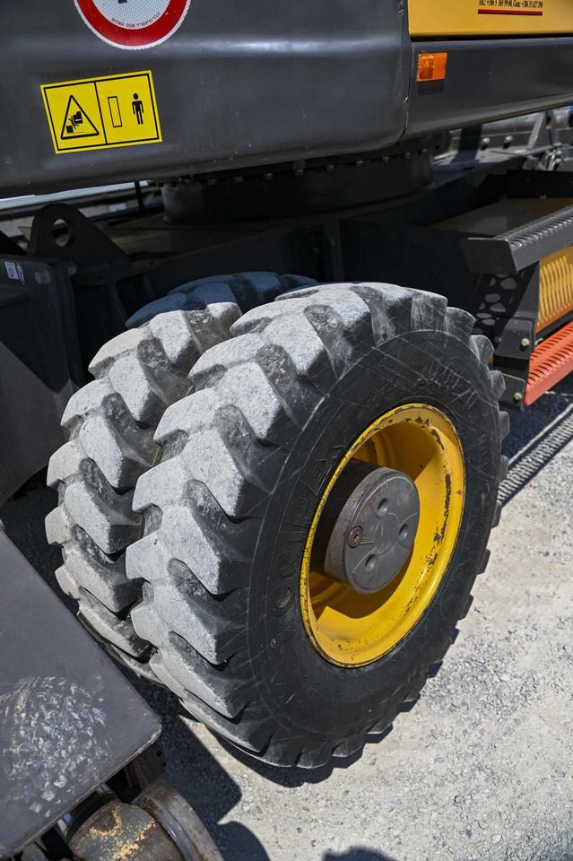 Колёсный погрузчик VOLVO EWR150E: фото 30 Колёсный погрузчик VOLVO EWR150E: фото 30