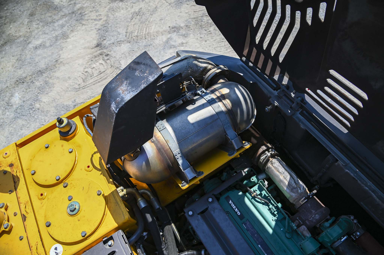 Колёсный погрузчик VOLVO EWR150E: фото 42 Колёсный погрузчик VOLVO EWR150E: фото 42