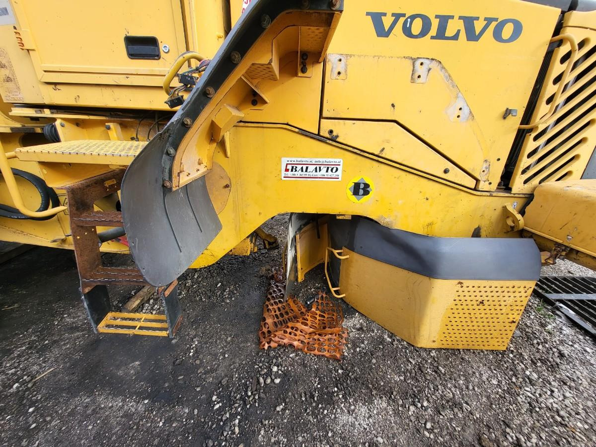 Volvo rear frame - Рама/ Шасси для Погрузчиков: фото 4 Volvo rear frame - Рама/ Шасси для Погрузчиков: фото 4