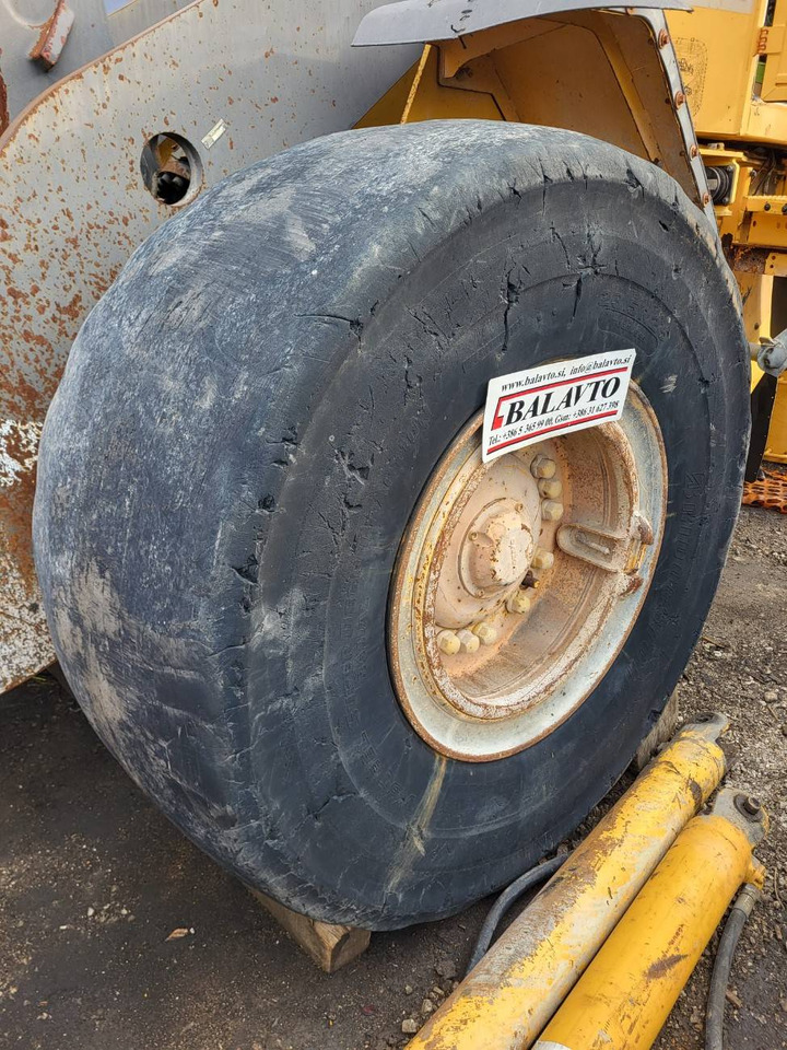 Volvo rims - Колесный диск для Погрузчиков: фото 3 Volvo rims - Колесный диск для Погрузчиков: фото 3