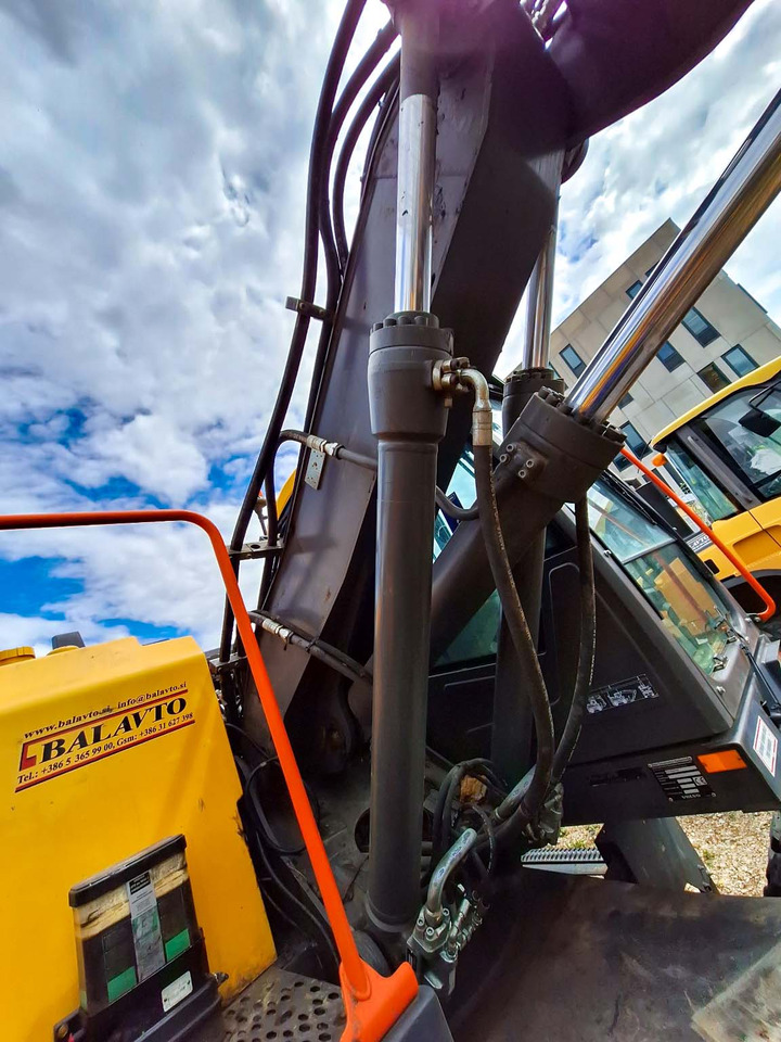 Volvo boom cylinder 14578082 Volvo EWR150E, EW140C, EW140D - Запчасти для Экскаваторов: фото 3 Volvo boom cylinder 14578082 Volvo EWR150E, EW140C, EW140D - Запчасти для Экскаваторов: фото 3